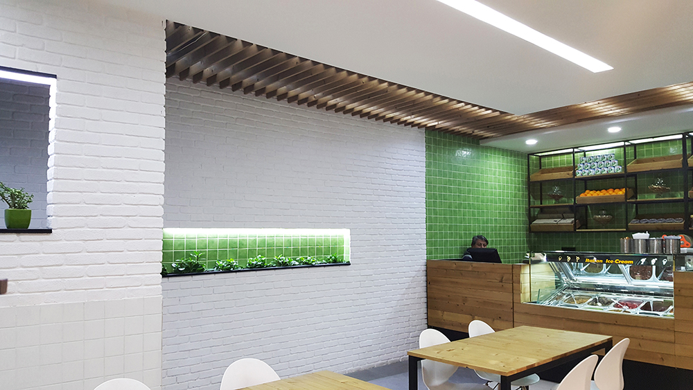 Renovation; Raika Juice Store - Pratic[A] Studio